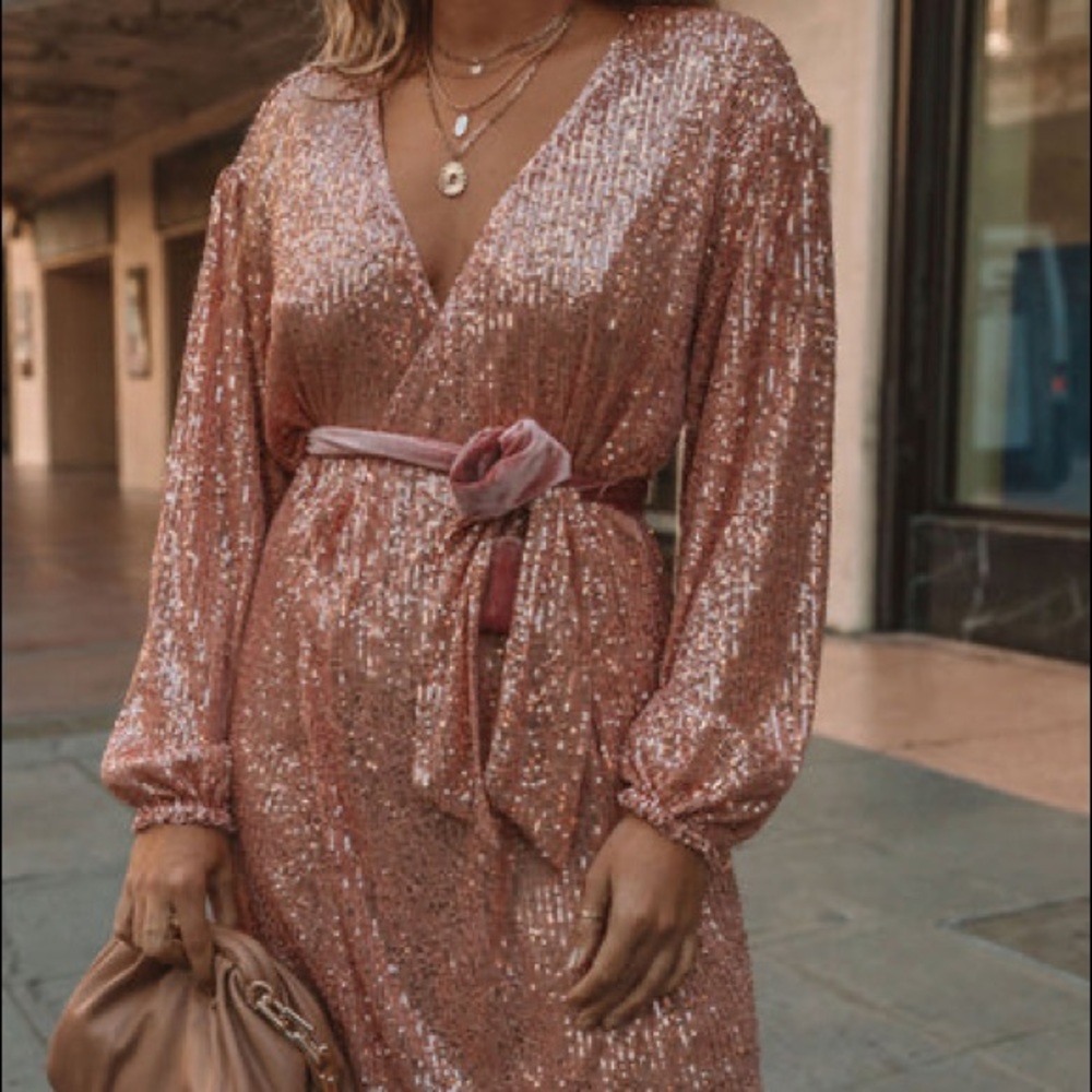 Vici Collection - Entertainment Sequin Wrap Dress… - image 1
